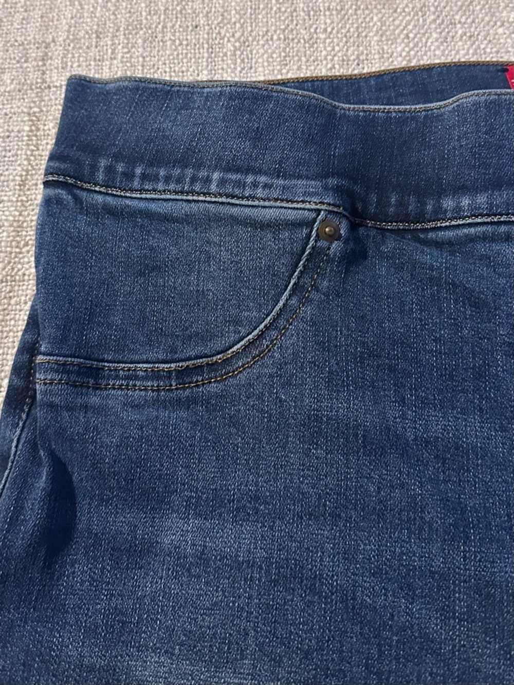 SPANX Distressed Ankle Skinny Jean Legging Sleek Chic Stretch Cottagecore Wmn M - Picture 4 of 14